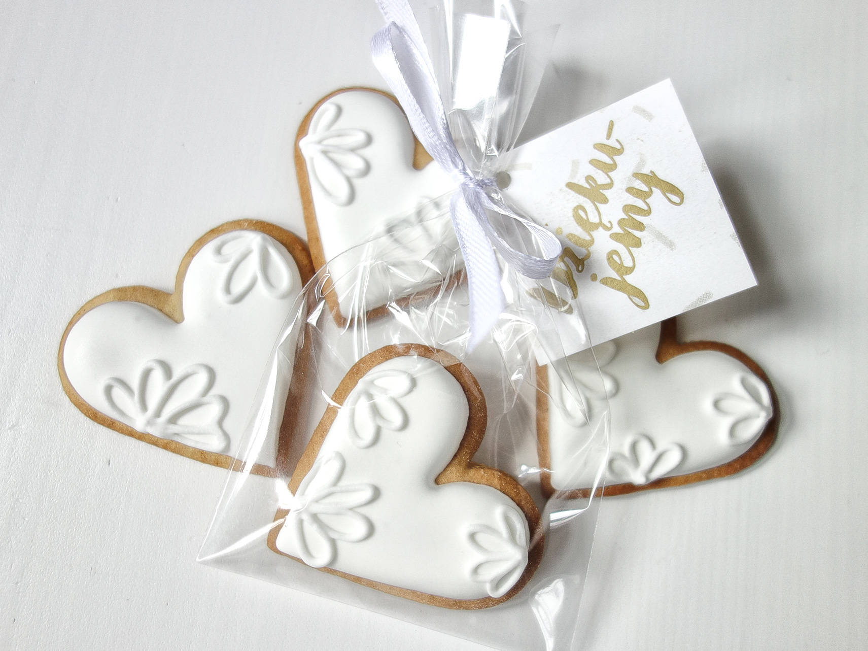 Serduszka z kwiatowym wzorem